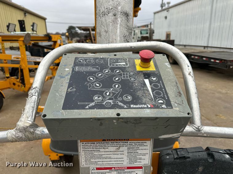 image for item DQ6555 2020 Haulotte 4527A boom lift