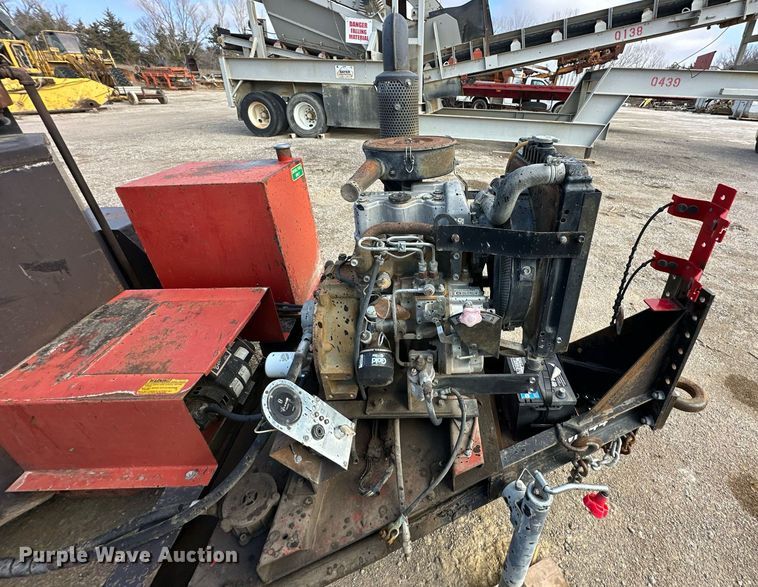 image for item DQ6556 1995 Cimline 105D melter applicator