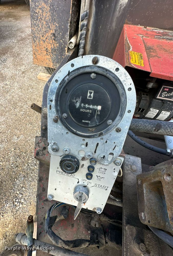 image for item DQ6556 1995 Cimline 105D melter applicator