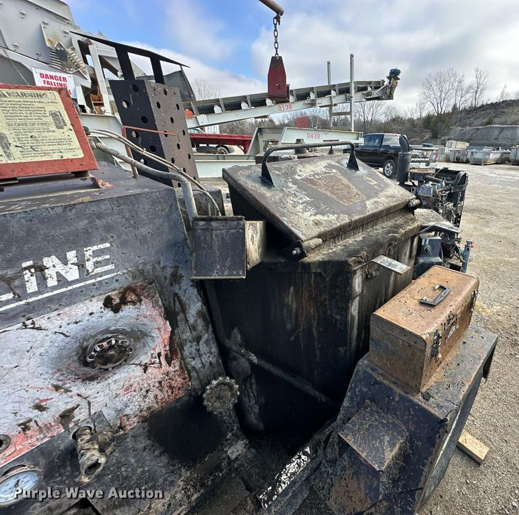 image for item DQ6556 1995 Cimline 105D melter applicator