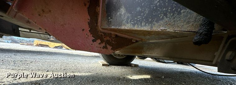 image for item DQ6556 1995 Cimline 105D melter applicator