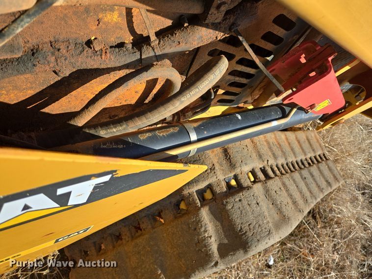image for item DT5403 2016 Caterpillar 249D tracked skid steer loader