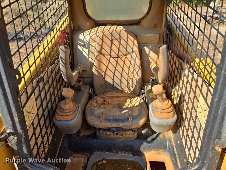 image for item DT5403 2016 Caterpillar 249D tracked skid steer loader