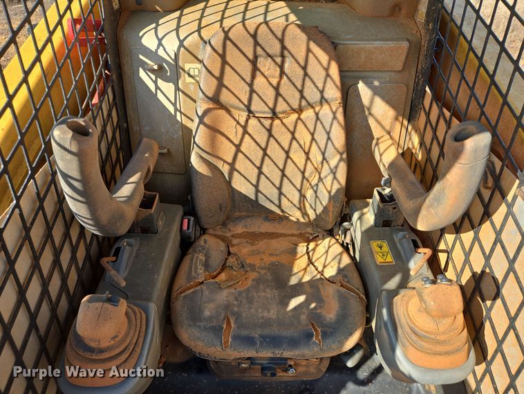 image for item DT5403 2016 Caterpillar 249D tracked skid steer loader