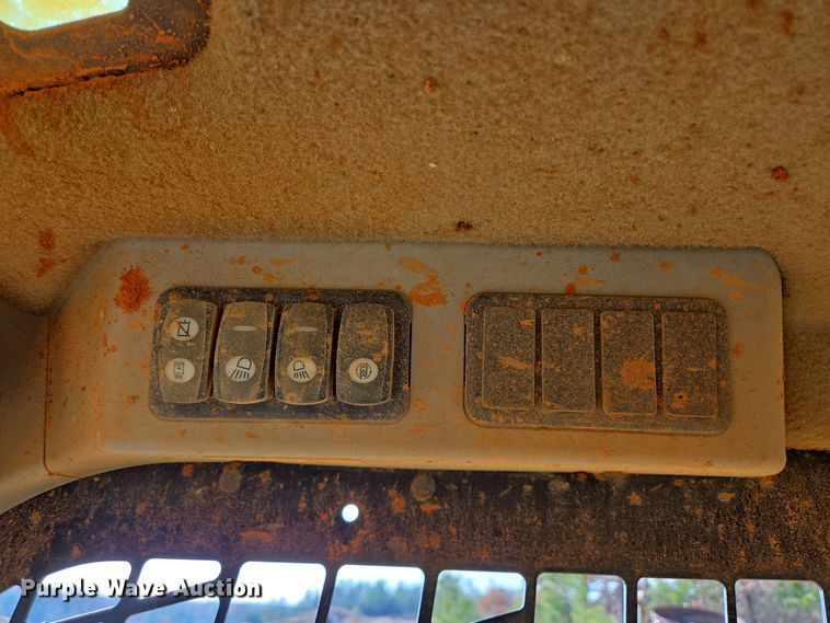 image for item DT5403 2016 Caterpillar 249D tracked skid steer loader