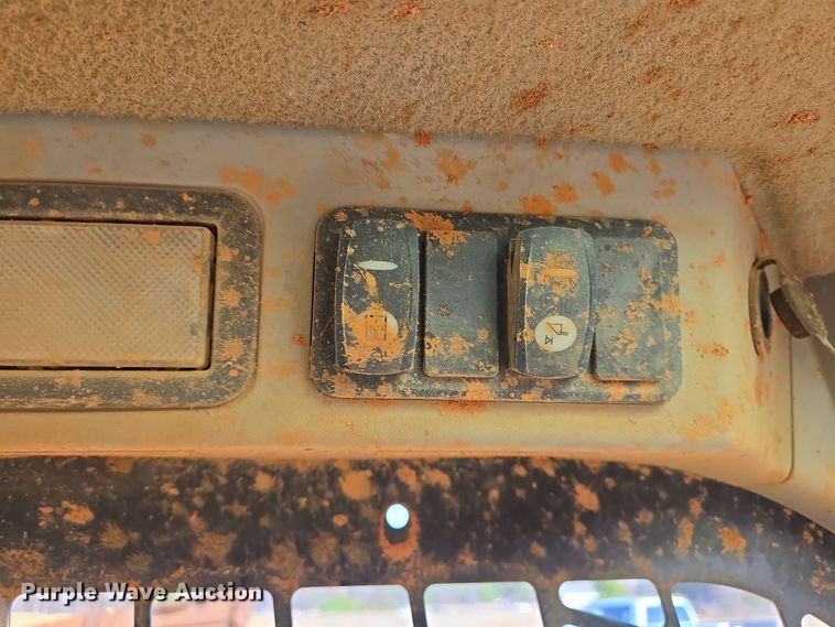 image for item DT5403 2016 Caterpillar 249D tracked skid steer loader