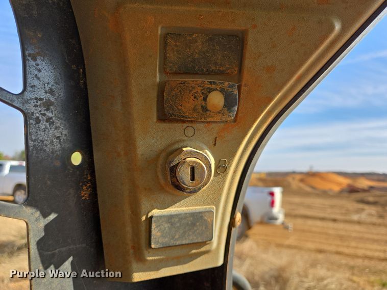 image for item DT5403 2016 Caterpillar 249D tracked skid steer loader
