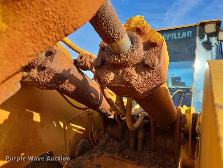 image for item DT5404 1998 Caterpillar 980G wheel loader