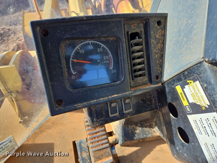 image for item DT5404 1998 Caterpillar 980G wheel loader