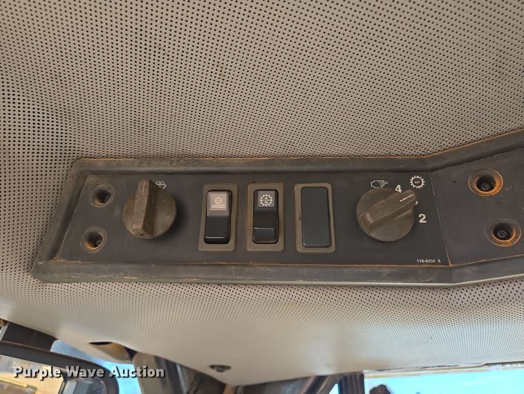 image for item DT5404 1998 Caterpillar 980G wheel loader