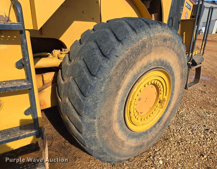 image for item DT5404 1998 Caterpillar 980G wheel loader