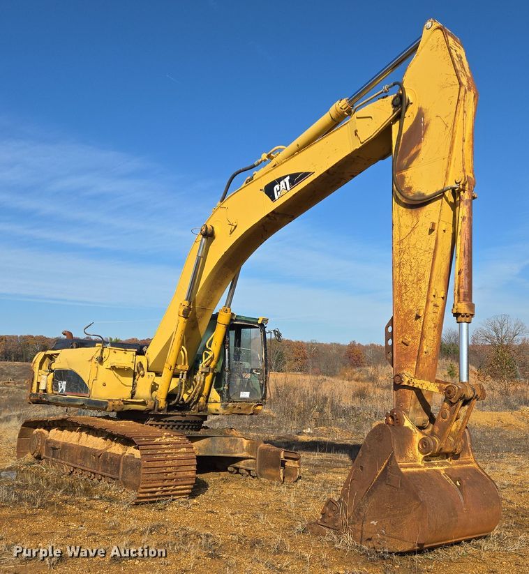 image for item DT5405 2003 Caterpillar 330C excavator