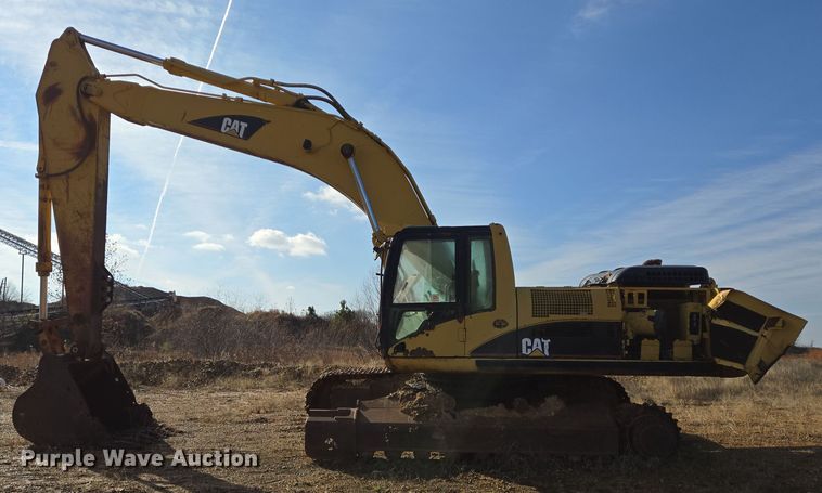 image for item DT5405 2003 Caterpillar 330C excavator