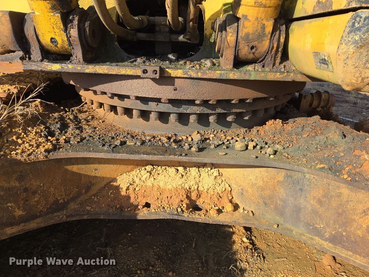 image for item DT5405 2003 Caterpillar 330C excavator