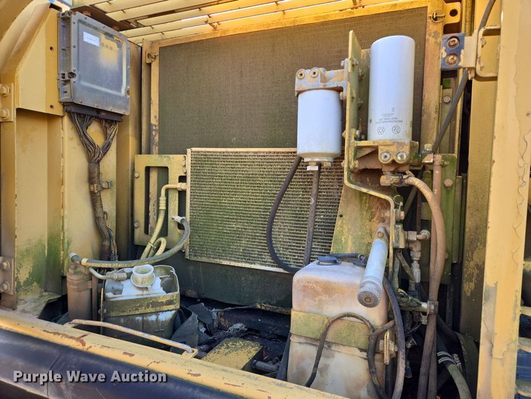 image for item DT5405 2003 Caterpillar 330C excavator