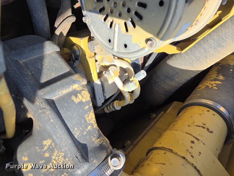 image for item DT5405 2003 Caterpillar 330C excavator
