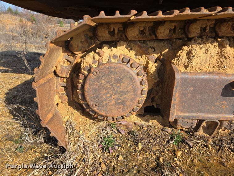 image for item DT5405 2003 Caterpillar 330C excavator