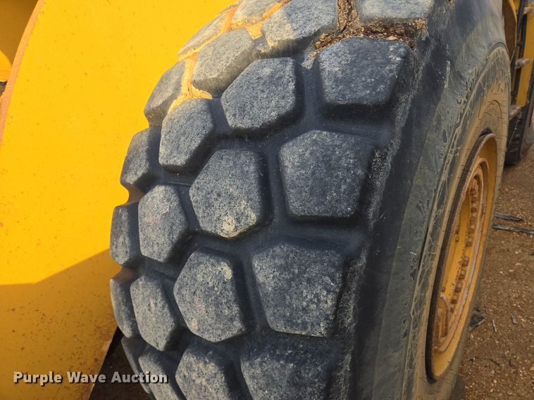 image for item DT5406 2001 Caterpillar 980G wheel loader