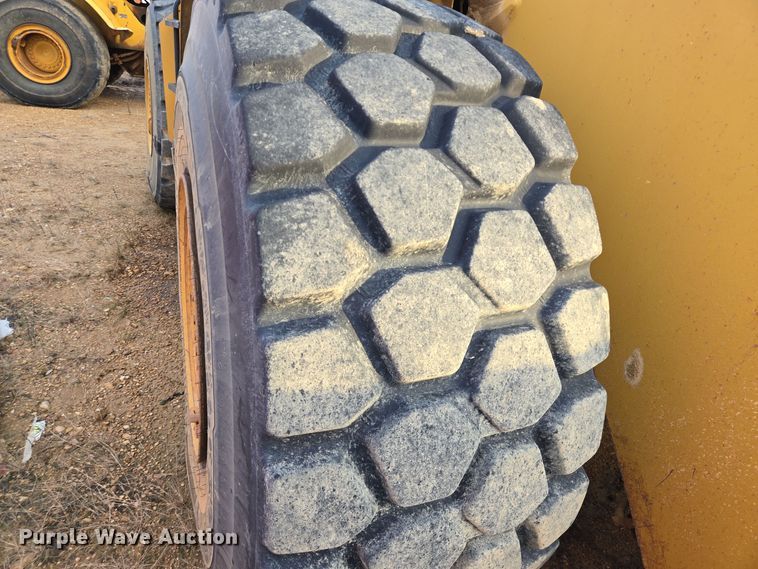 image for item DT5406 2001 Caterpillar 980G wheel loader