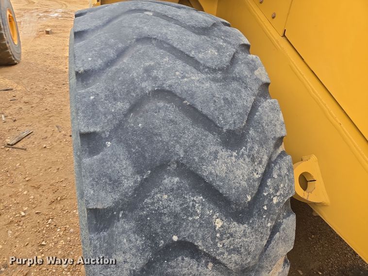 image for item DT5406 2001 Caterpillar 980G wheel loader
