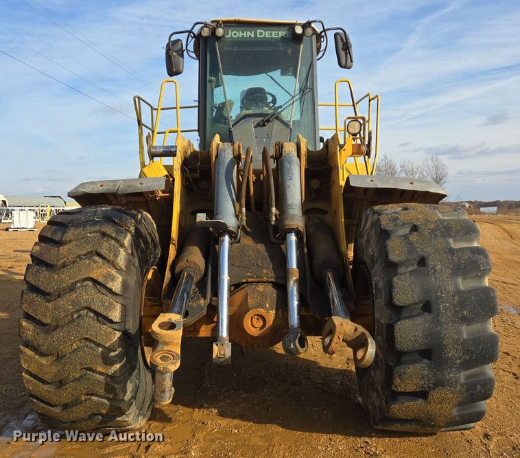 image for item DT5410 2011 John Deere 844K wheel loader