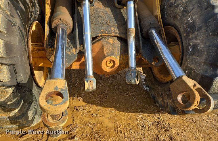 image for item DT5410 2011 John Deere 844K wheel loader