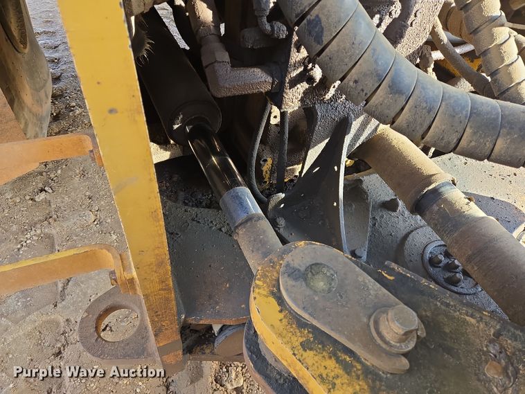 image for item DT5410 2011 John Deere 844K wheel loader