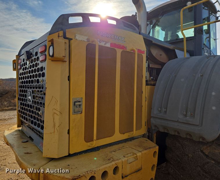 image for item DT5410 2011 John Deere 844K wheel loader