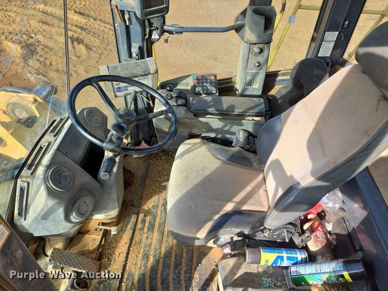 image for item DT5410 2011 John Deere 844K wheel loader