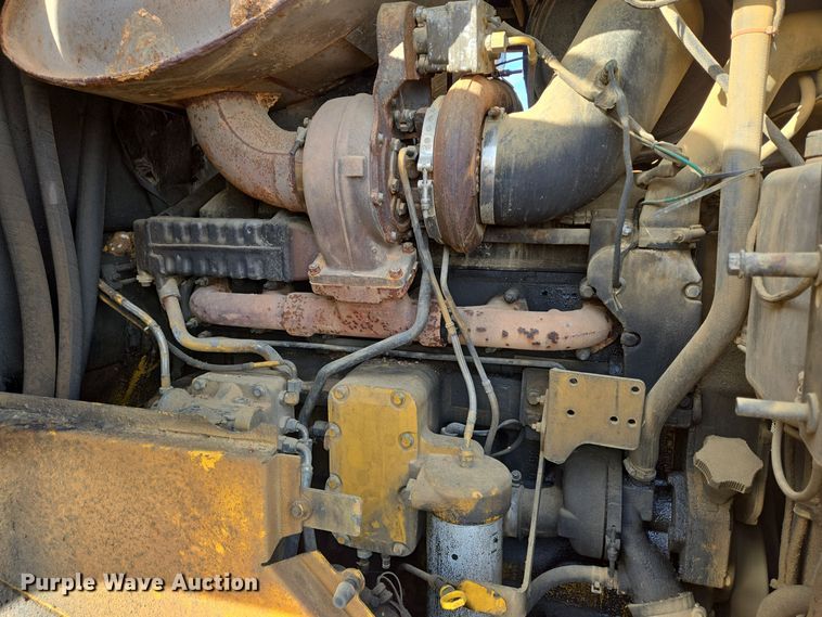 image for item DT5410 2011 John Deere 844K wheel loader