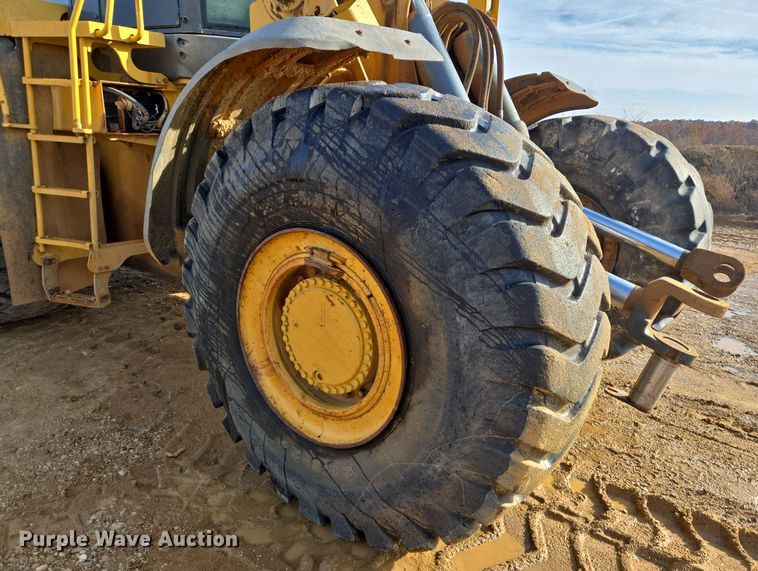 image for item DT5410 2011 John Deere 844K wheel loader