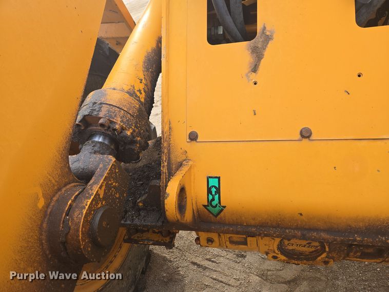 image for item DT7022 2002 Hyundai HL730XTD-3 wheel loader