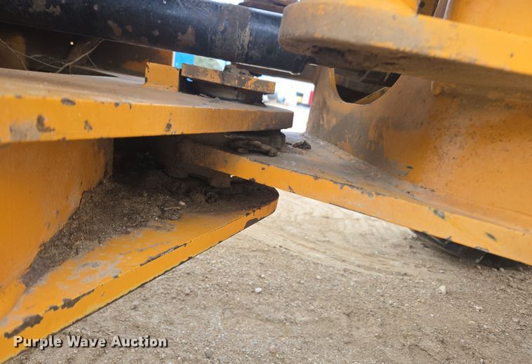 image for item DT7022 2002 Hyundai HL730XTD-3 wheel loader