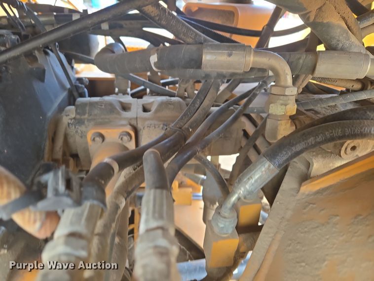 image for item DT7022 2002 Hyundai HL730XTD-3 wheel loader