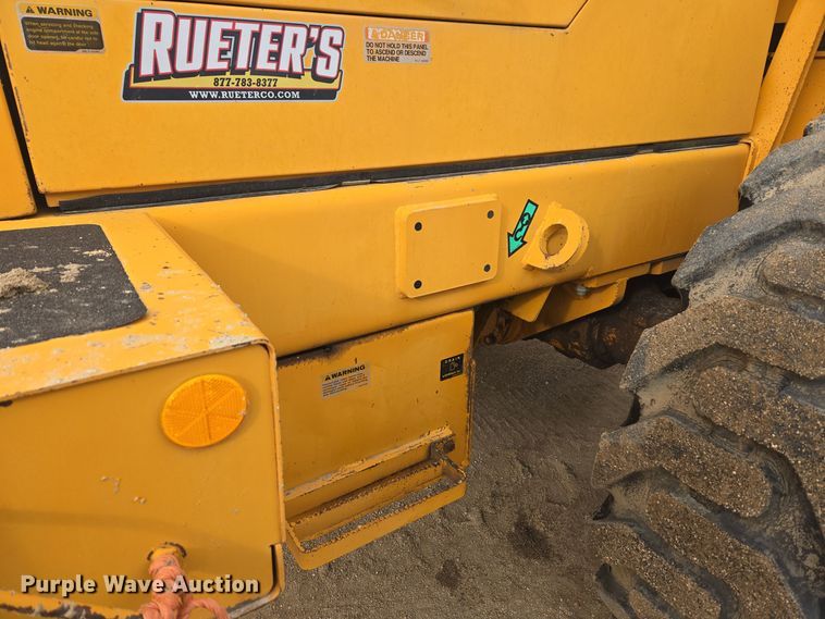 image for item DT7022 2002 Hyundai HL730XTD-3 wheel loader