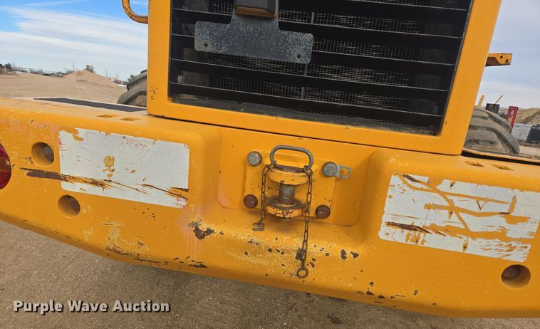 image for item DT7022 2002 Hyundai HL730XTD-3 wheel loader