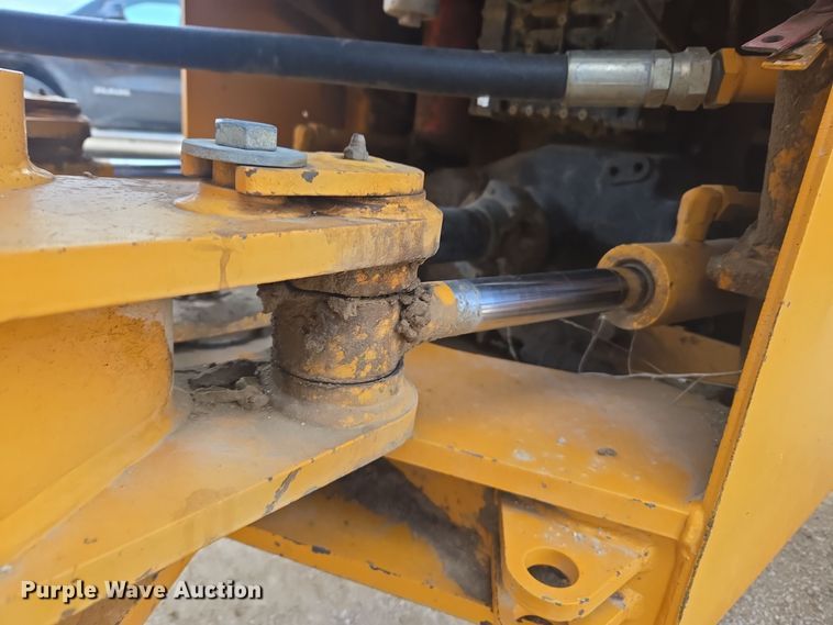 image for item DT7022 2002 Hyundai HL730XTD-3 wheel loader