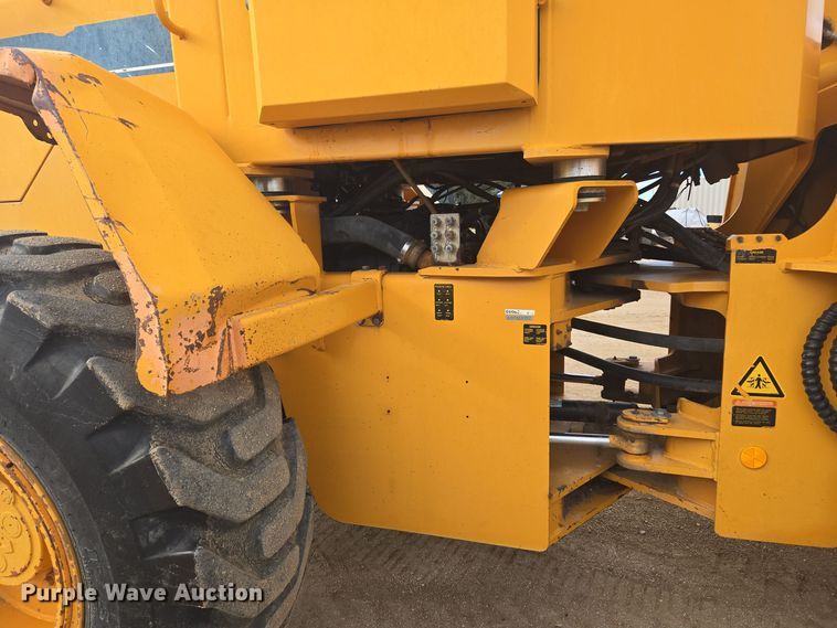 image for item DT7022 2002 Hyundai HL730XTD-3 wheel loader