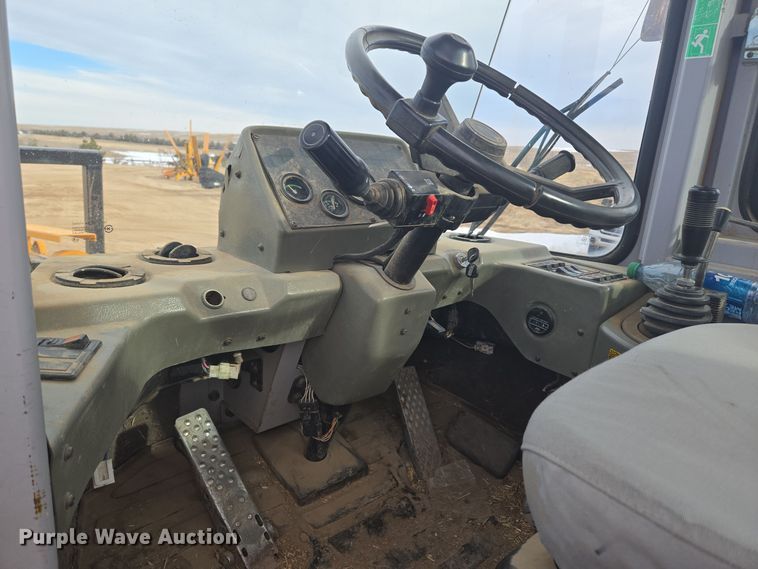 image for item DT7022 2002 Hyundai HL730XTD-3 wheel loader