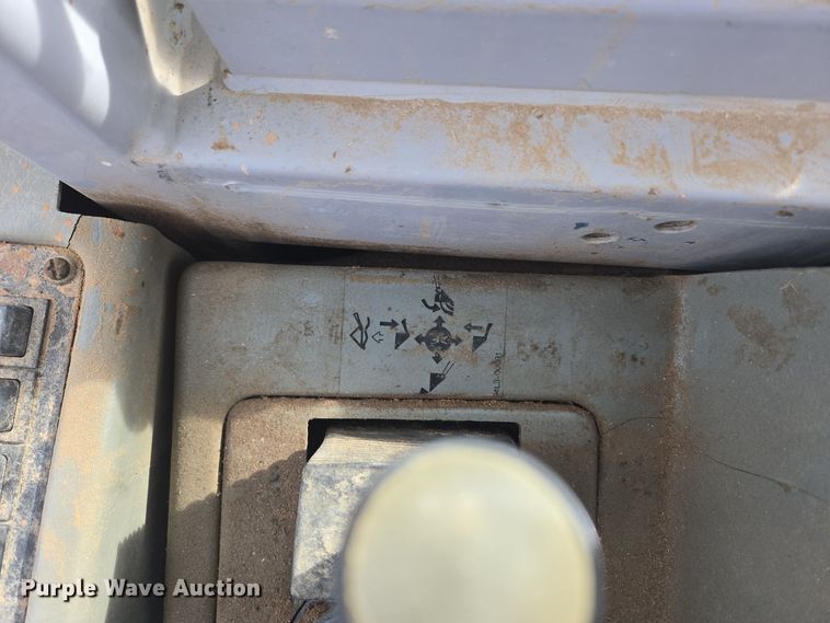 image for item DT7022 2002 Hyundai HL730XTD-3 wheel loader