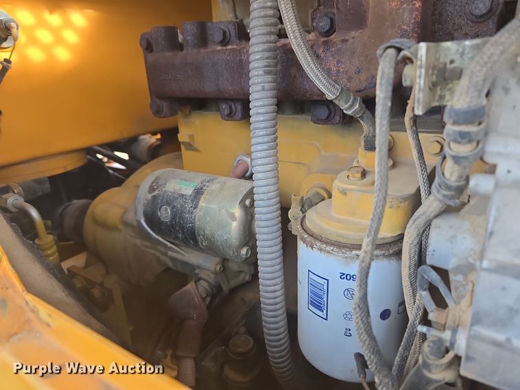 image for item DT7022 2002 Hyundai HL730XTD-3 wheel loader