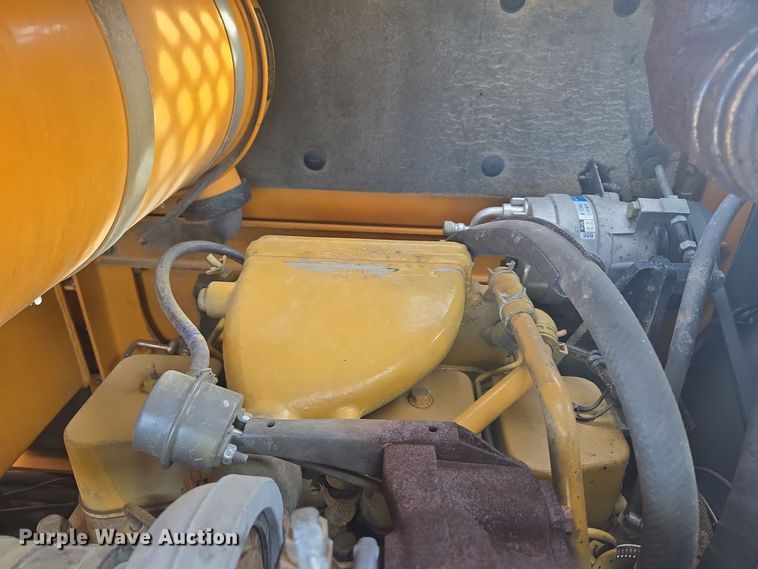 image for item DT7022 2002 Hyundai HL730XTD-3 wheel loader