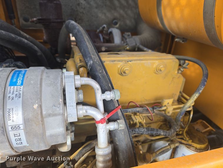 image for item DT7022 2002 Hyundai HL730XTD-3 wheel loader