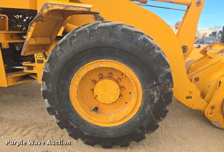 image for item DT7022 2002 Hyundai HL730XTD-3 wheel loader