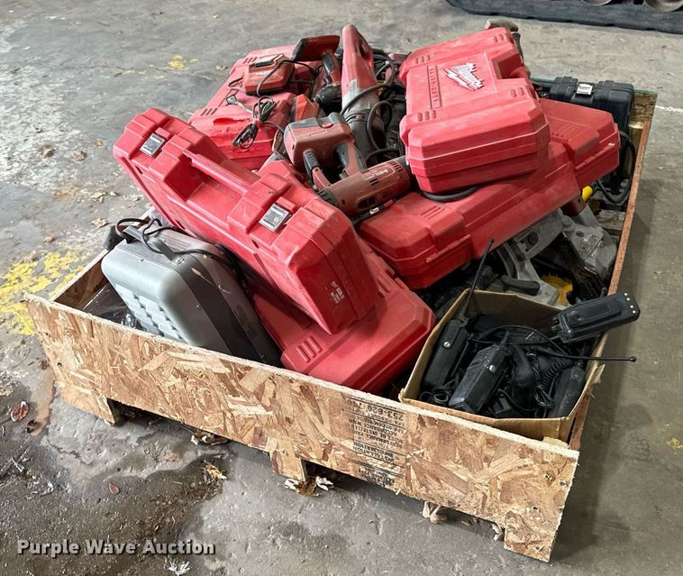 image for item DW2393 Tools