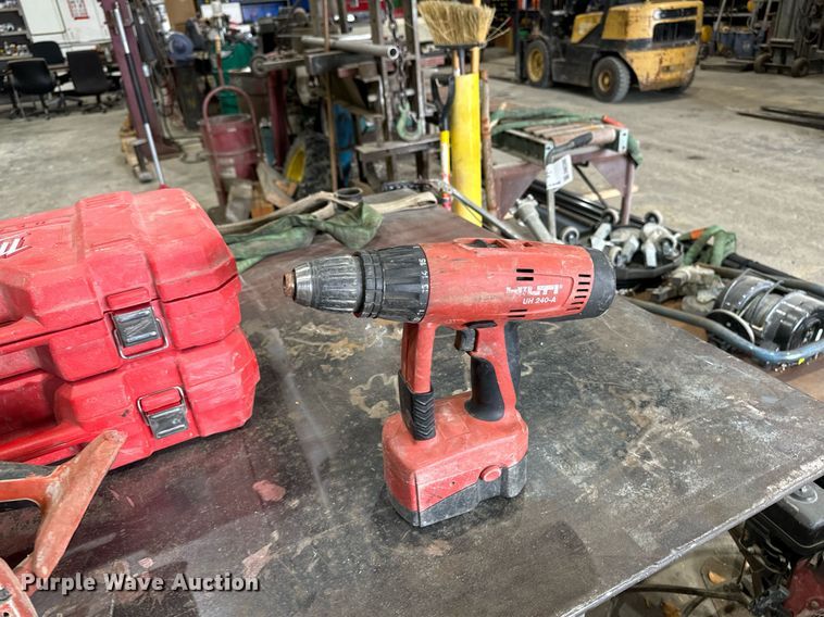 image for item DW2393 Tools