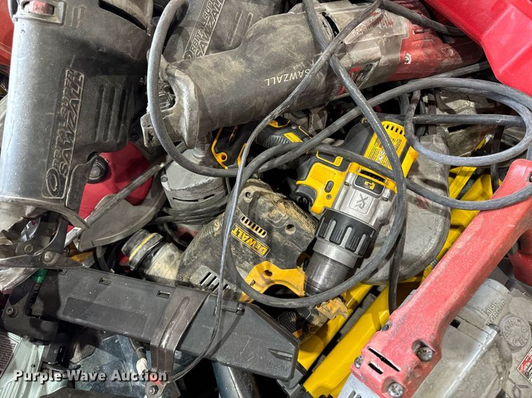 image for item DW2393 Tools