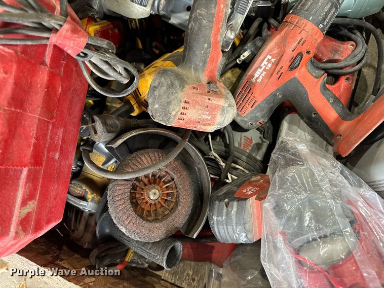 image for item DW2393 Tools