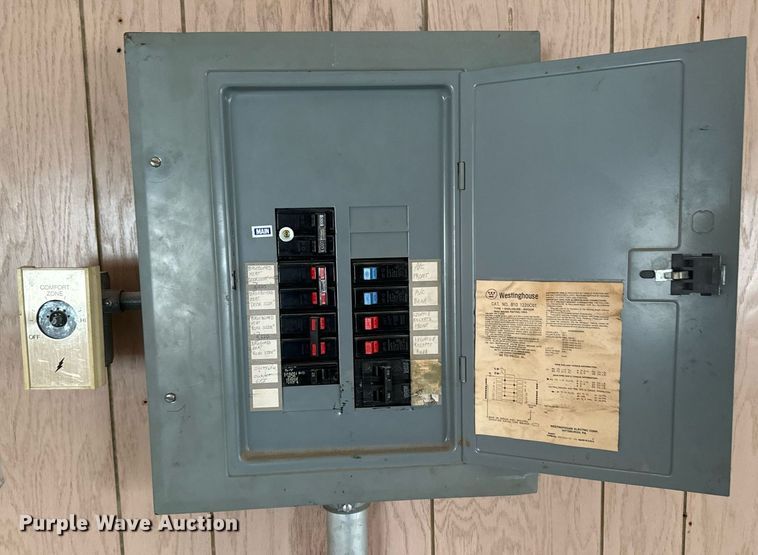 image for item DW2394 1990 MFEI MF1036 office trailer 