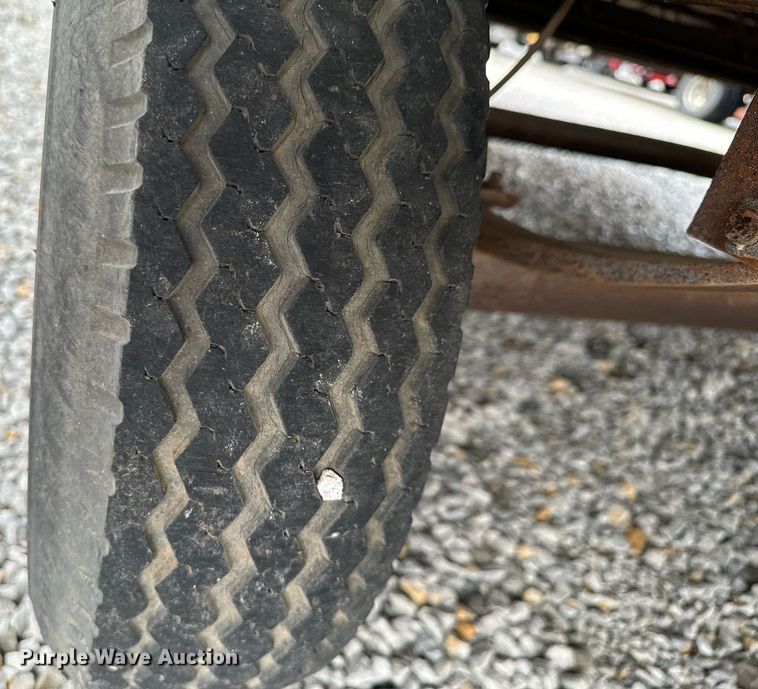 image for item DW2394 1990 MFEI MF1036 office trailer 